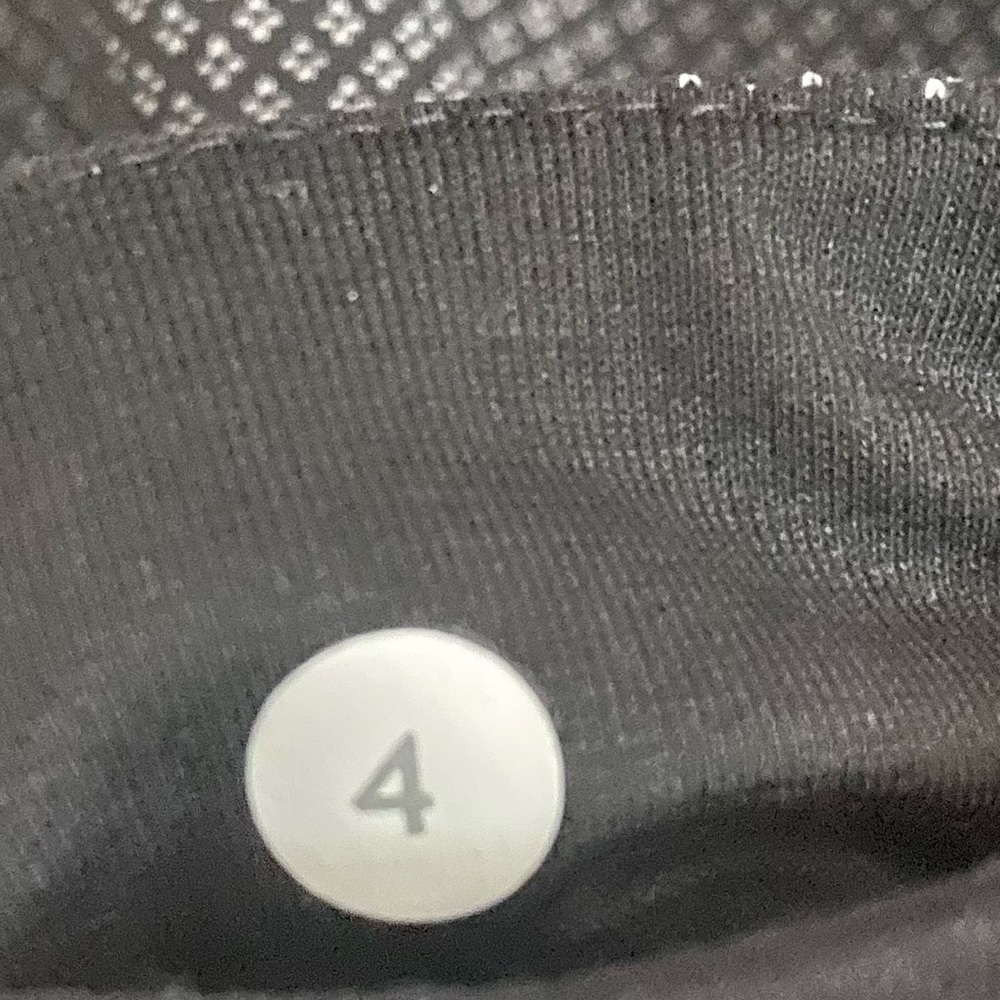 48- Lululemon Gray Pattern Wunder Under Leggings … - image 5